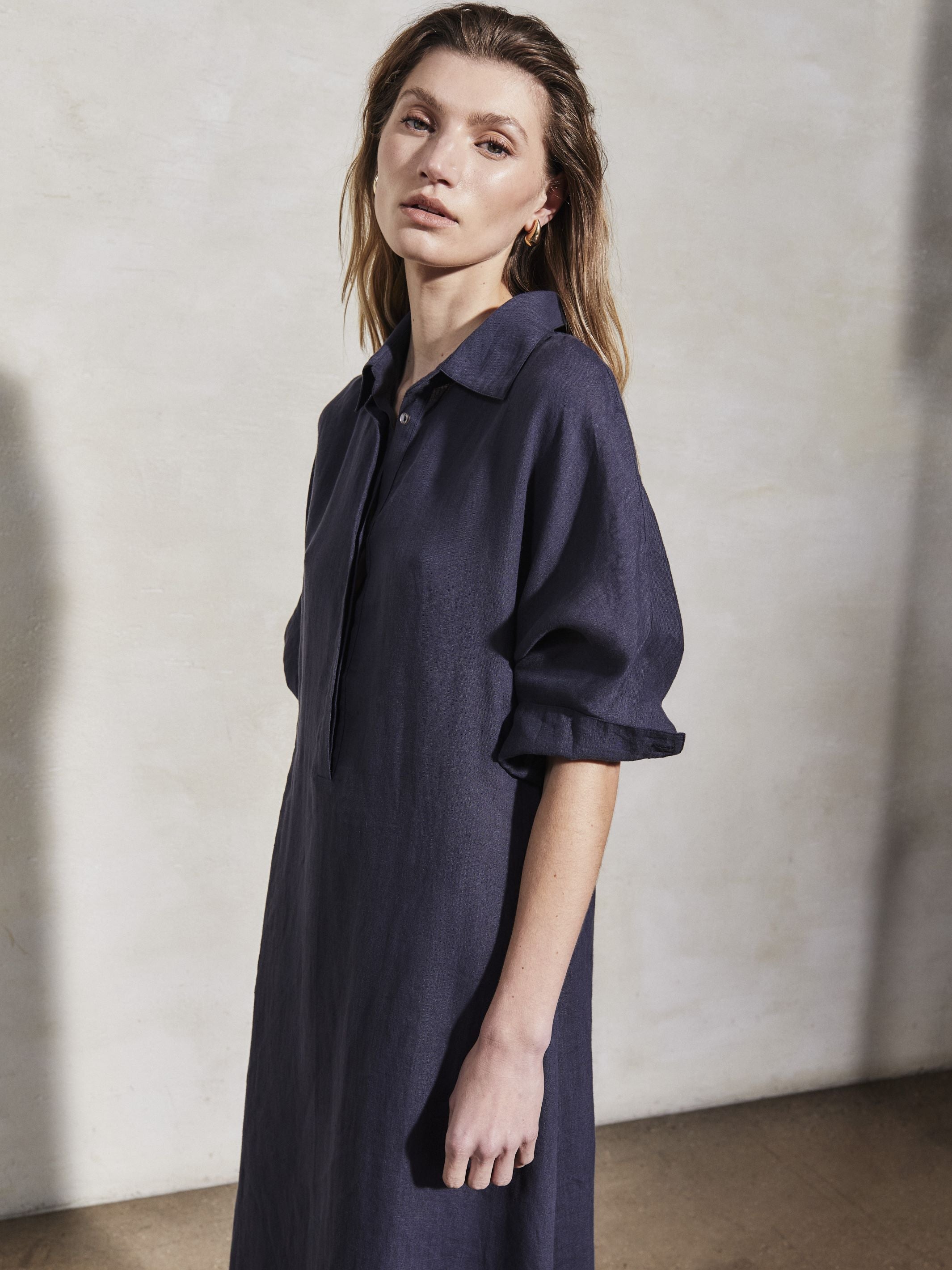 KARA - Midnight Linen Dress - Mondo Corsini