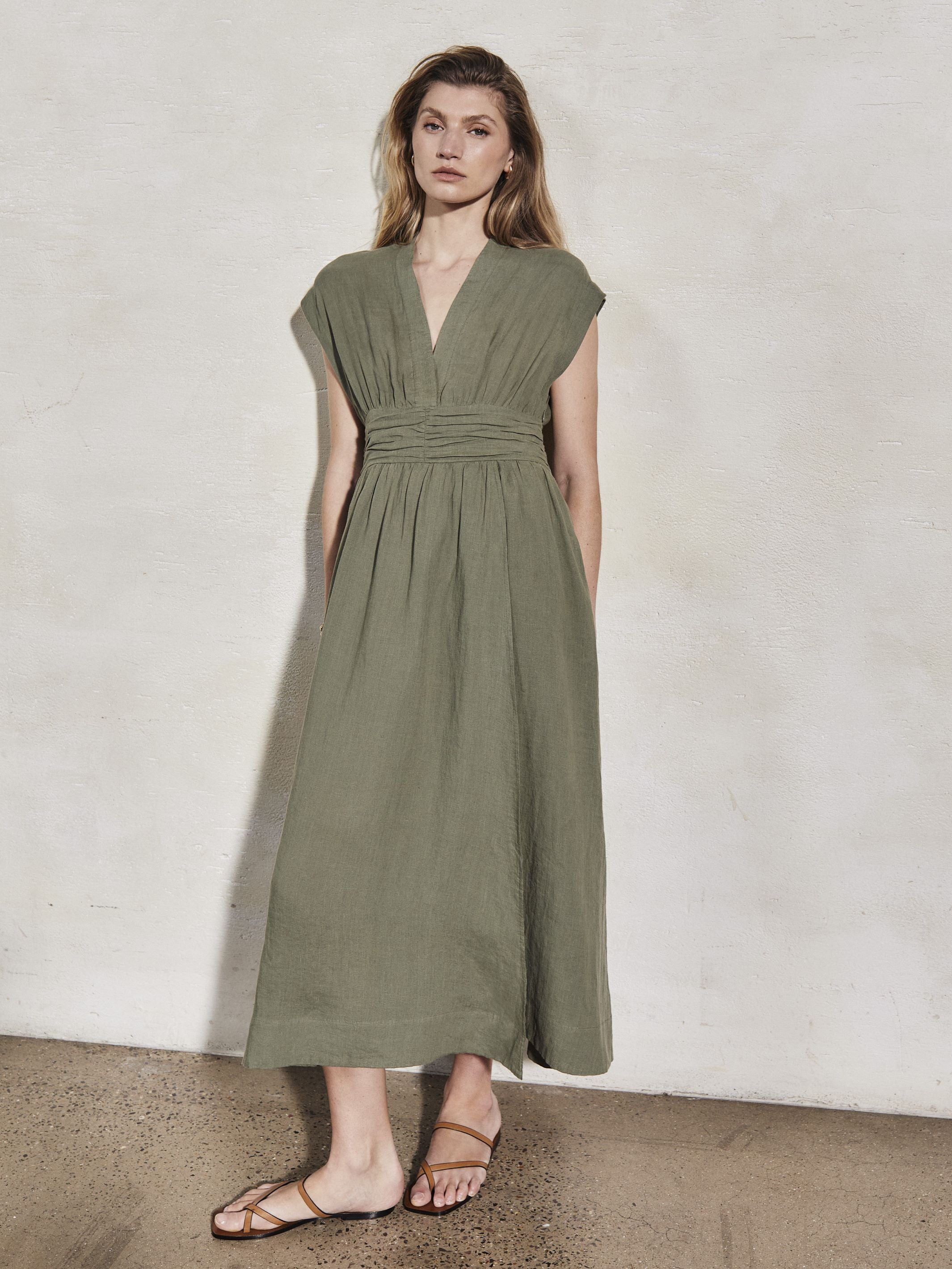 GEORGIA - Moss Linen Dress - Mondo Corsini