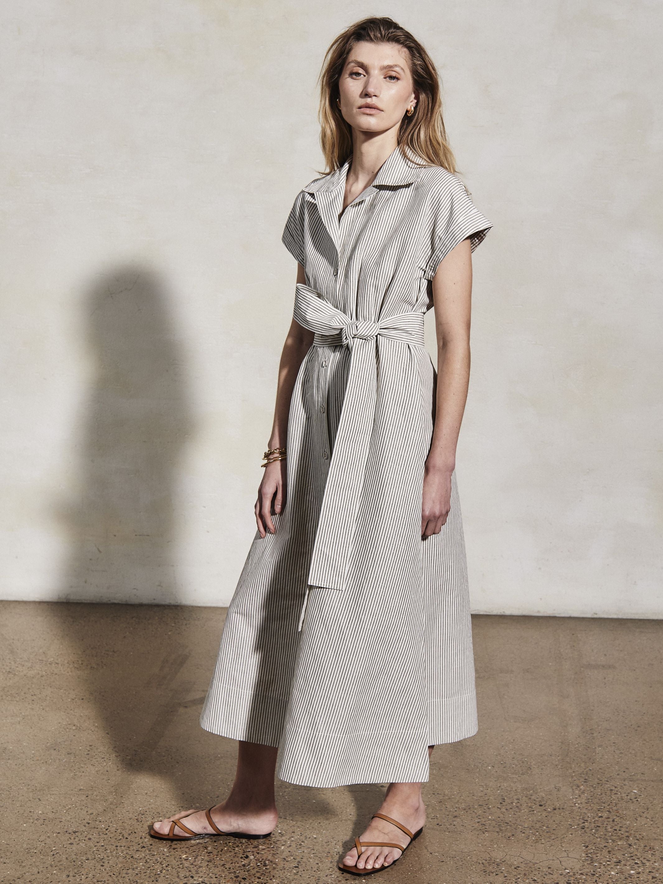 LUCY - White & Moss Linen Weave Dress - Mondo Corsini