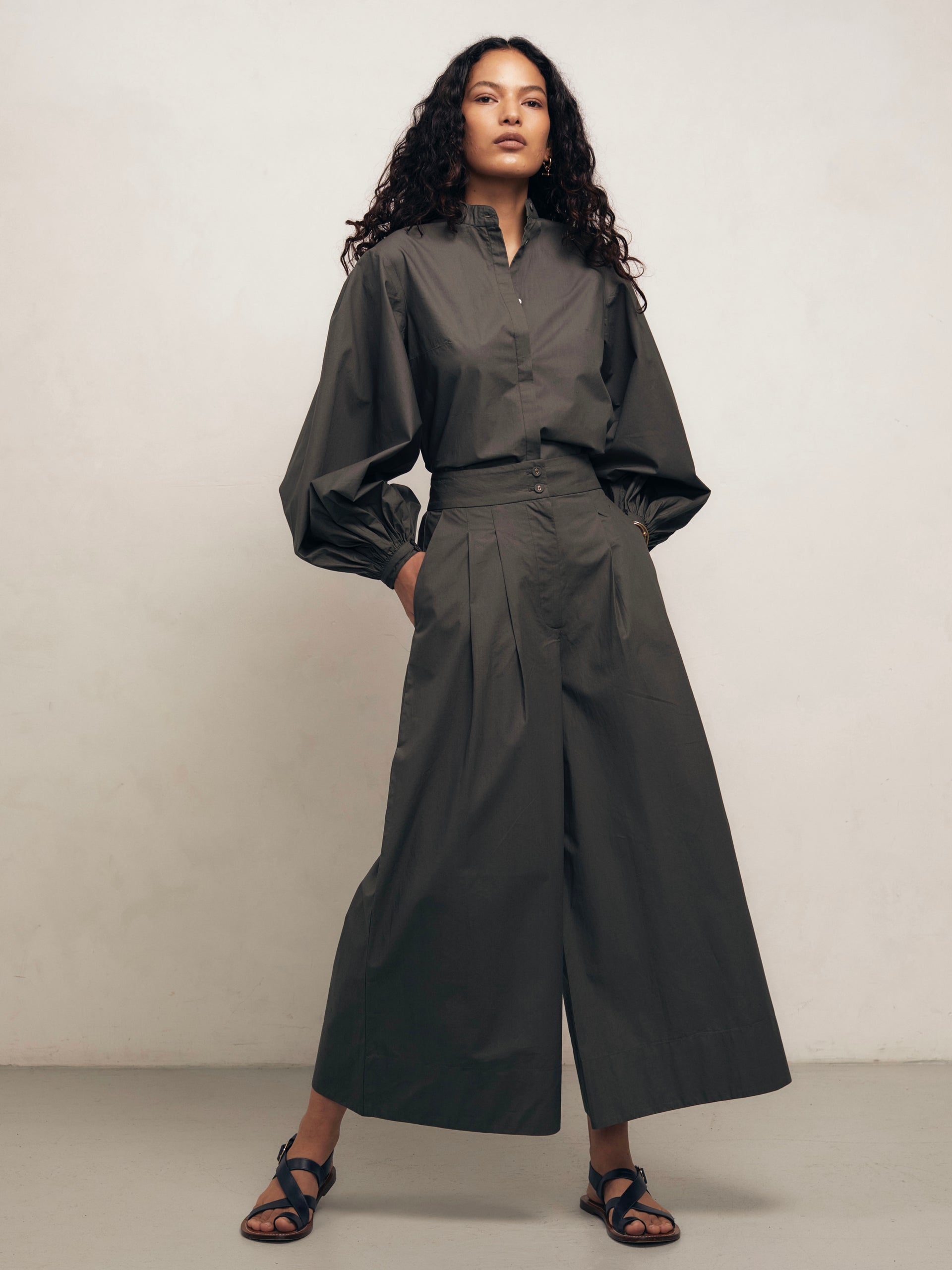 Bateau Dark Cotton Poplin Trousers