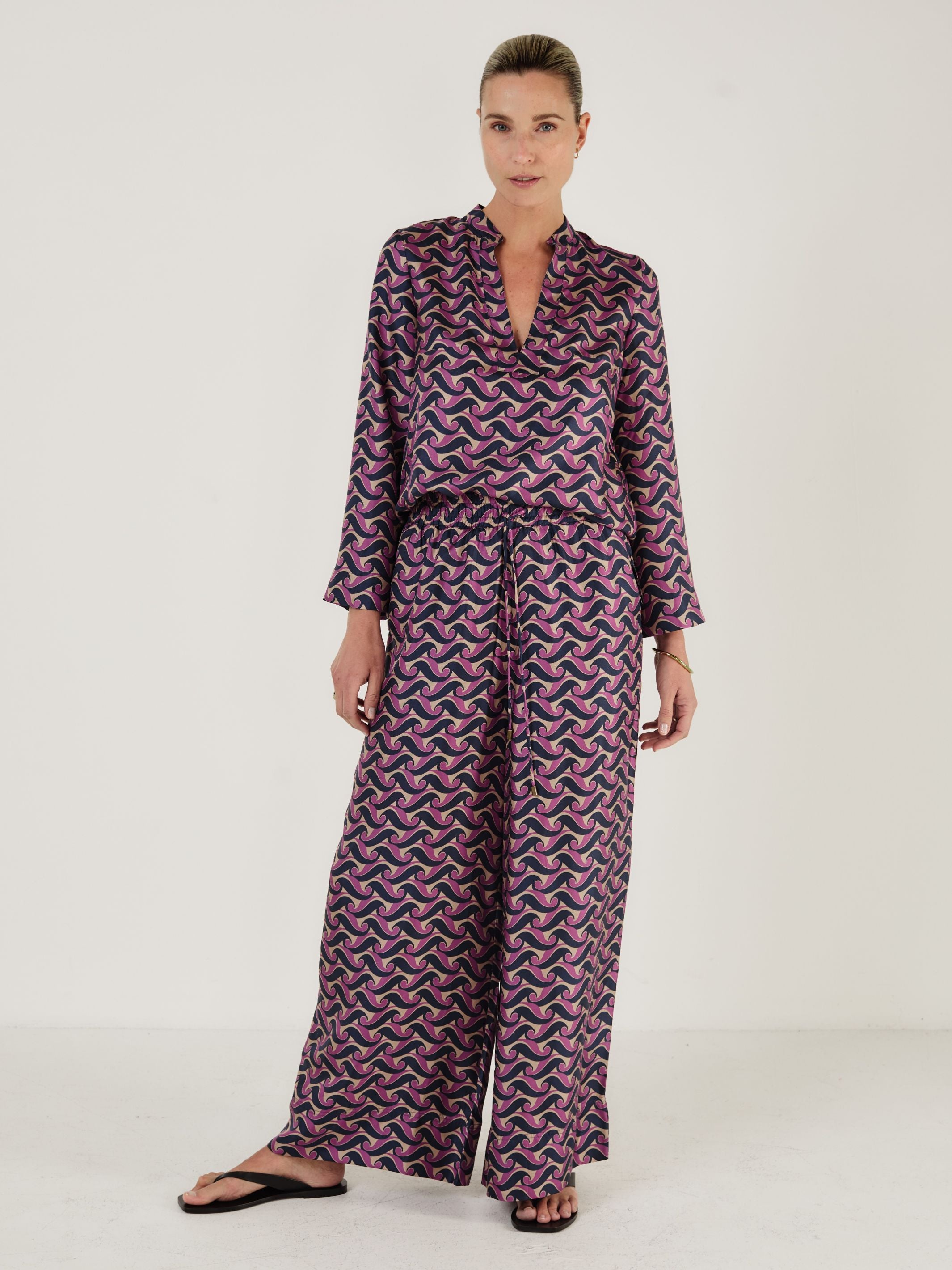 DORIS VIOLA WAVE SILK Cropped Trouser - Mondo Corsini